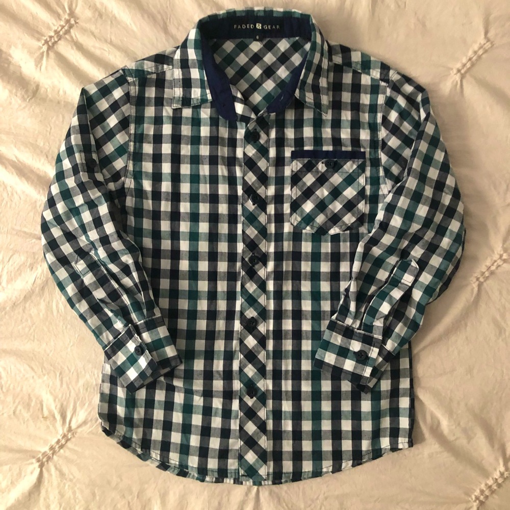 EUC button down shirt ✨